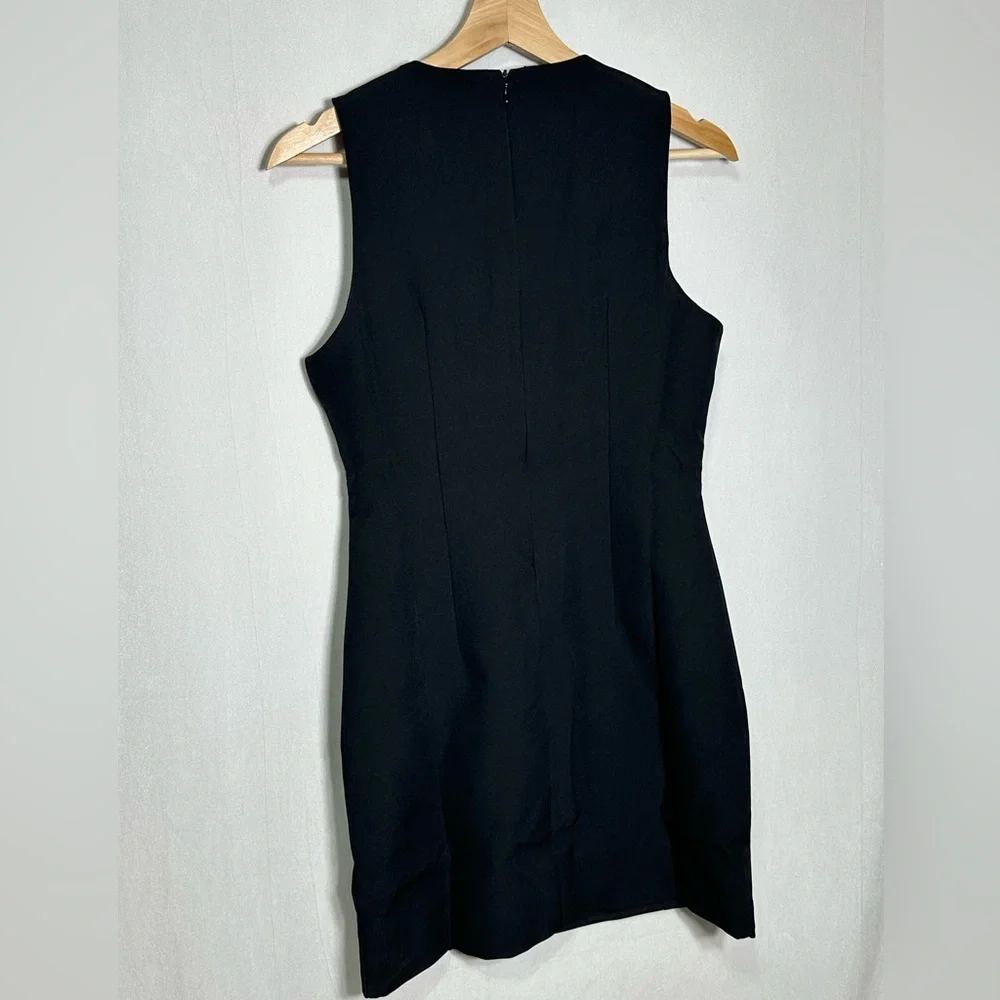 Priceless Black Cutout Mini Dress Gold Hardware V-Neck Sleeveless Cocktail S‎